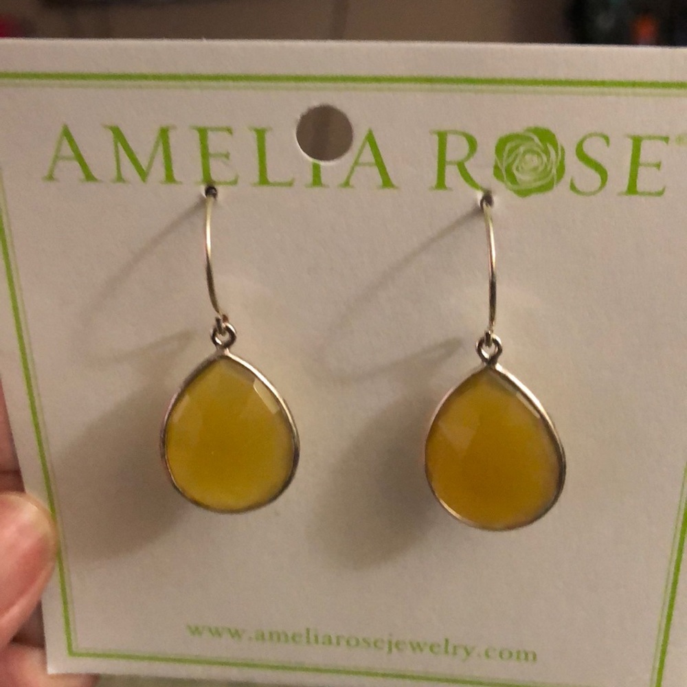 Teardrop earrings